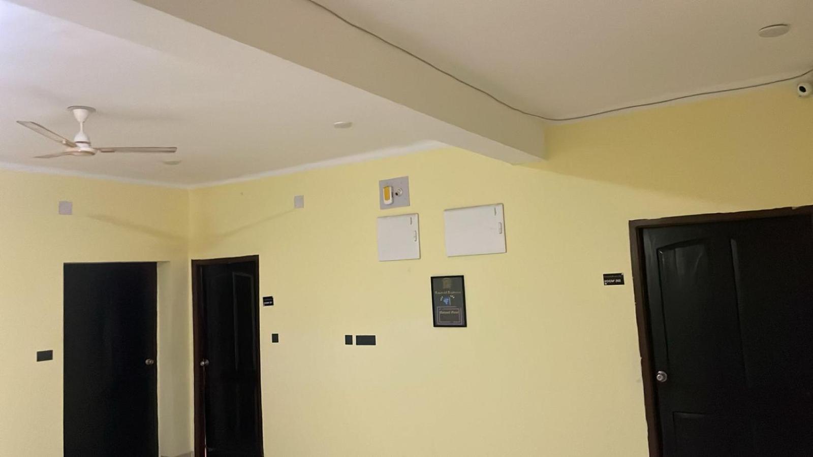 Emerald Euphoria The Luxury Stay Near Infocity Best Seller 布巴内什瓦尔 外观 照片