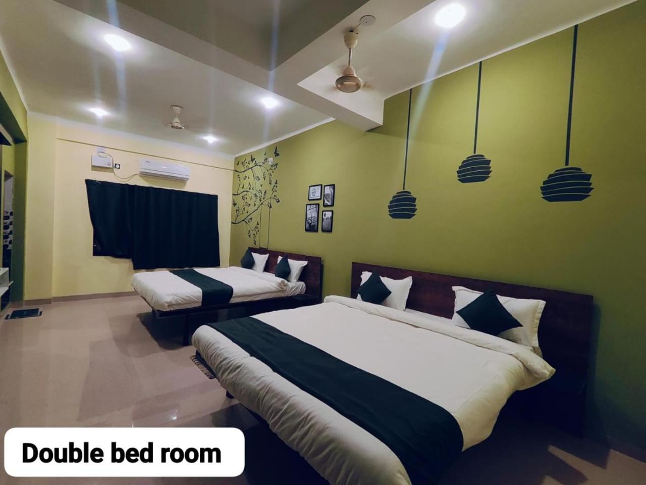 Emerald Euphoria The Luxury Stay Near Infocity Best Seller 布巴内什瓦尔 外观 照片